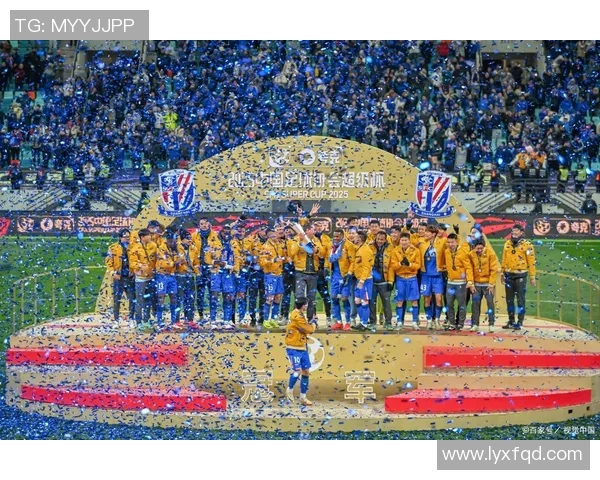 腾讯企鹅足球明星赛盛典开启球迷齐聚共享激情与荣耀